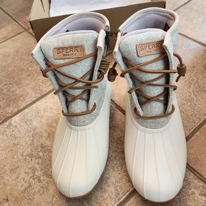 Sperry saltwater wool linen